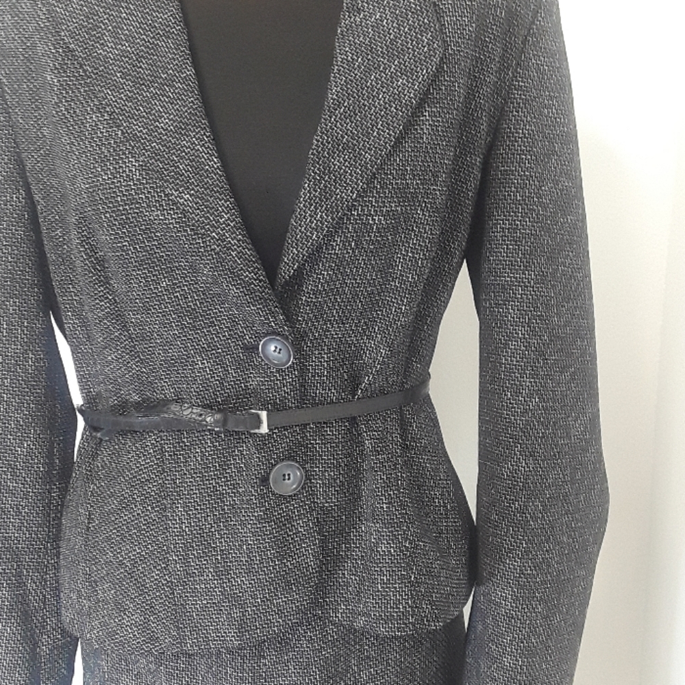 S. Oliver Black/White Skirt Suit - Medium(Size 38) - Picture 3 of 5